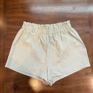 Lulus elastic high waist shorts